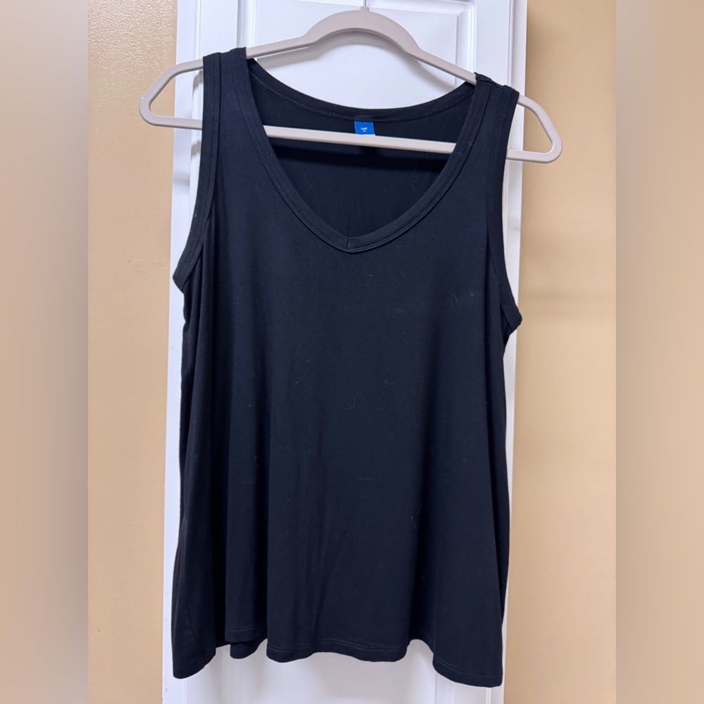 Old Navy -Black Sleeveless Top